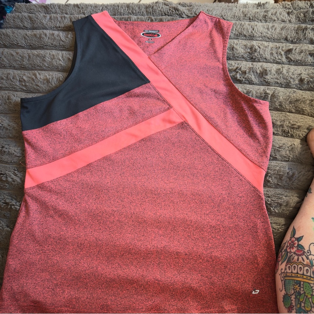 Danskin Coral and Black Tank Top